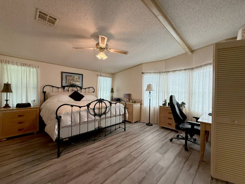 4115 Long Lake Way a Ellenton, FL Mobile or Manufactured Home for Sale